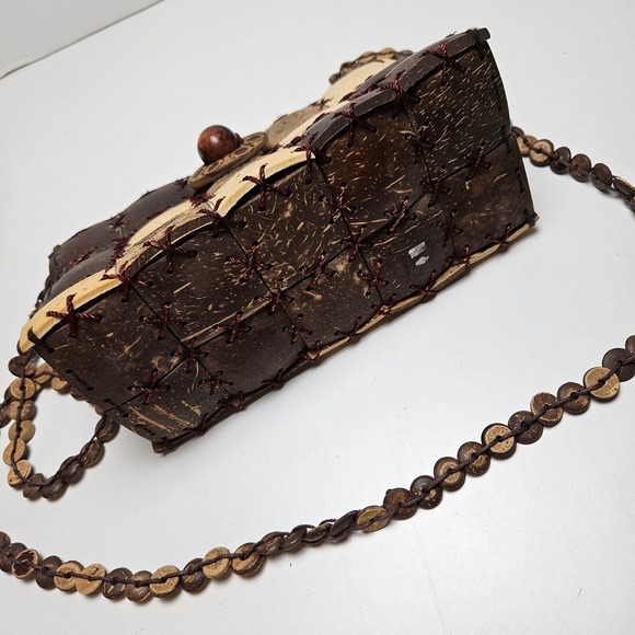 Coconut Shell Engraved Shoulder Bag Purse Boho Zip Top Handmade - Picture 3 of 12